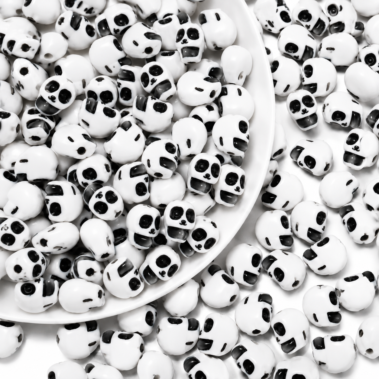 Cute Panda Face Craft Beads – Black & White Animal Beads for DIY Bracelets, Necklaces, Jewelry Making & Creative Crafts