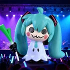 Cute Anime Character Figurine Doll – Blue Hair Fantasy Girl Collectible Figure with Decorative Accessory